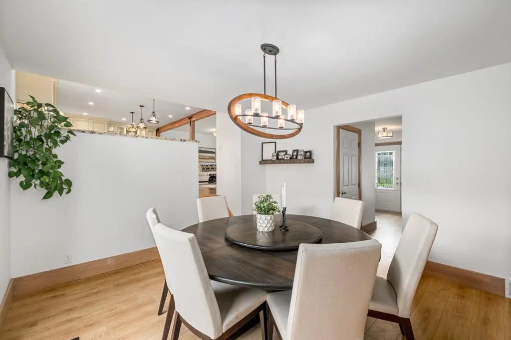 5104 Vallance Crescent NW