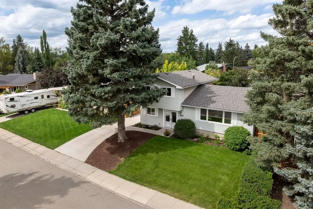 5104 Vallance Crescent NW