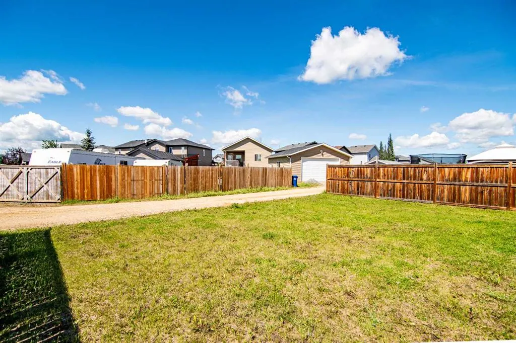 38 Woodbine Avenue NW