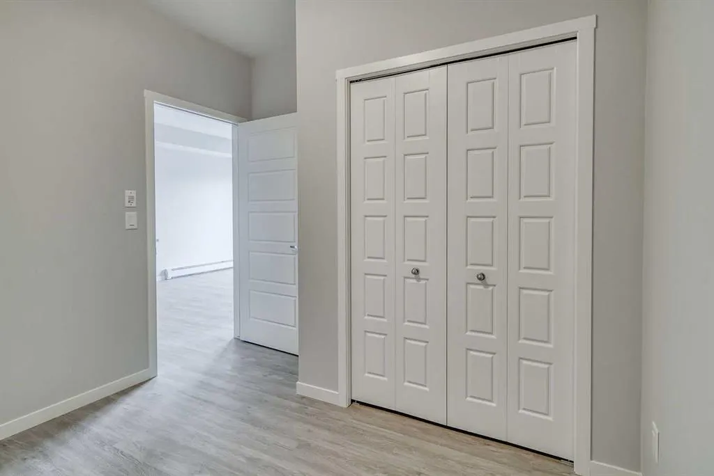 300 Harvest Hills Place NE, #215