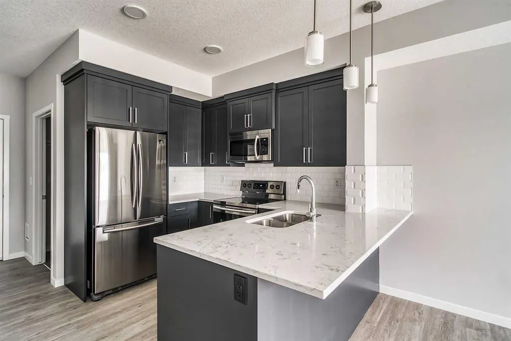 300 Harvest Hills Place NE, #215