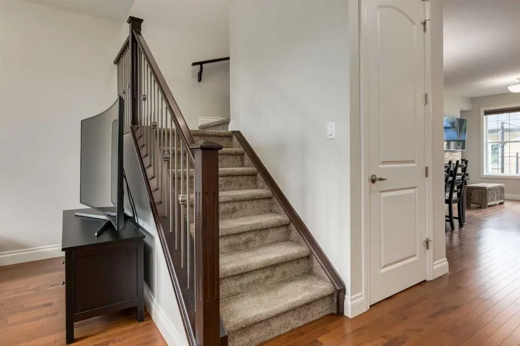 292 Quarry Park Boulevard SE