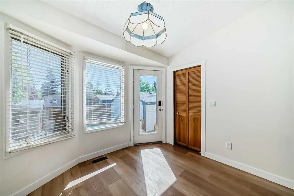 331 Sunvale Drive SE