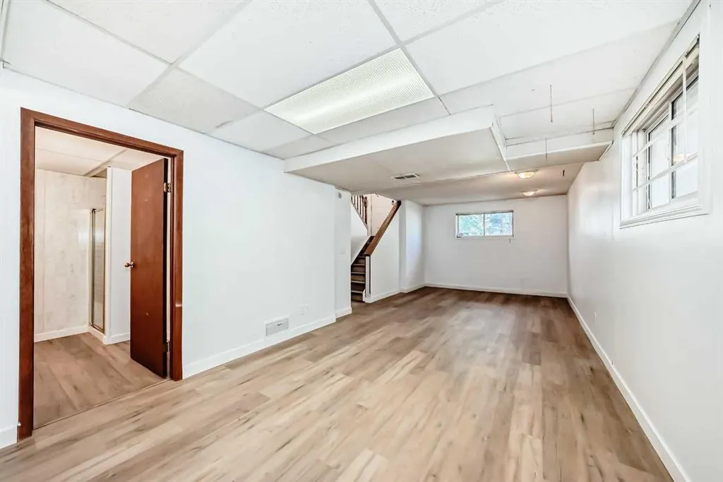 331 Sunvale Drive SE