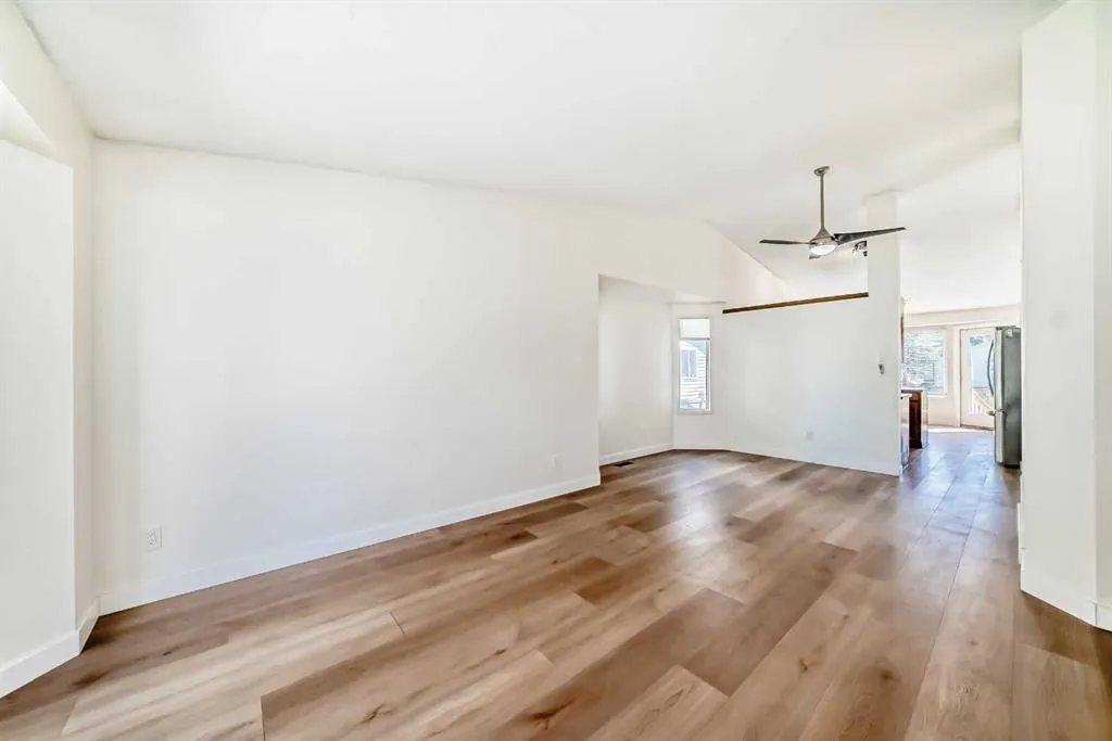 331 Sunvale Drive SE