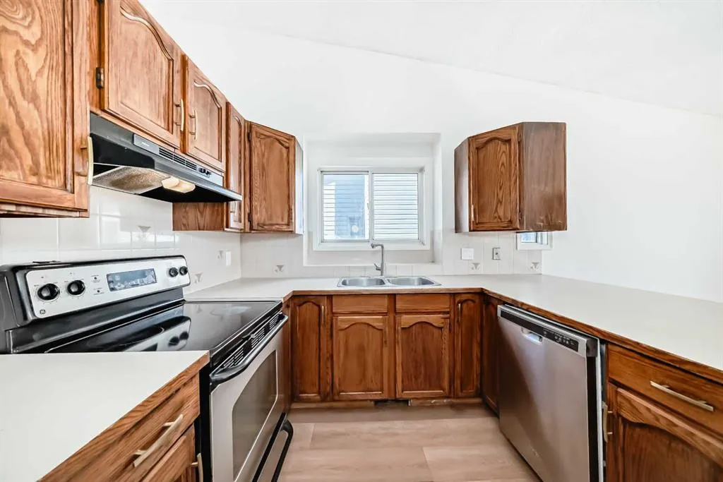 331 Sunvale Drive SE