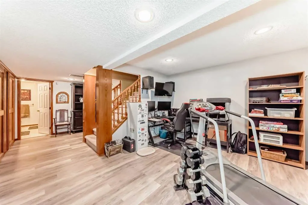 15 Chaparral Link SE