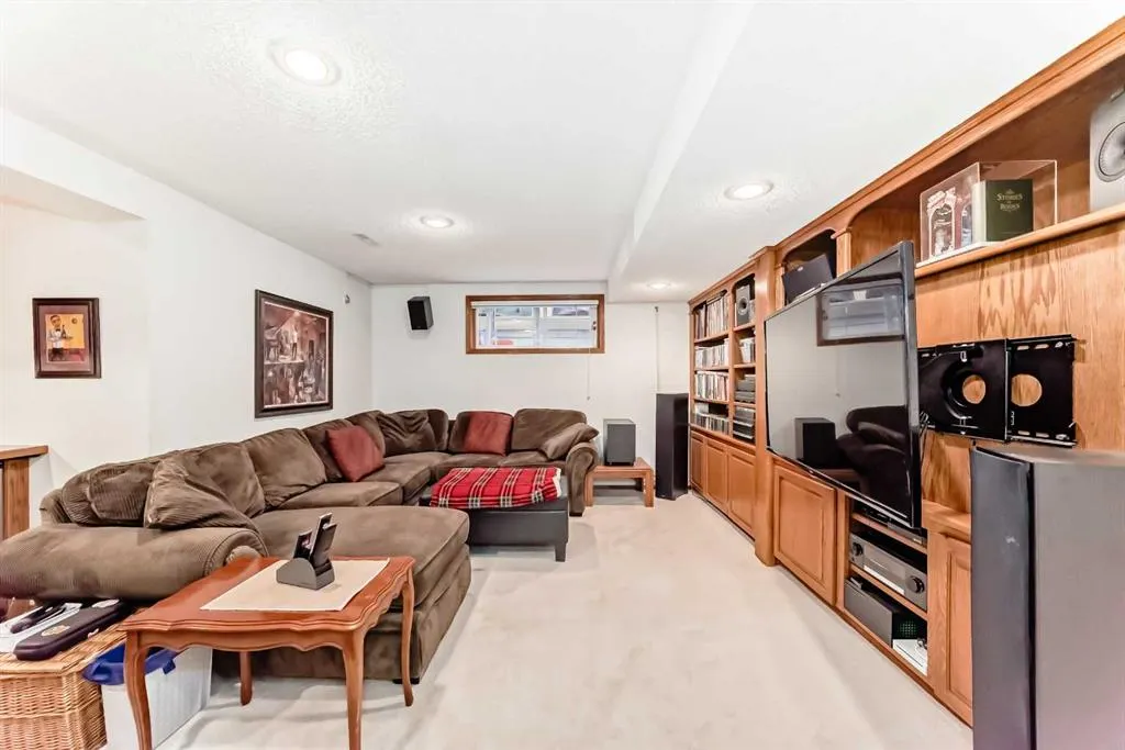 15 Chaparral Link SE
