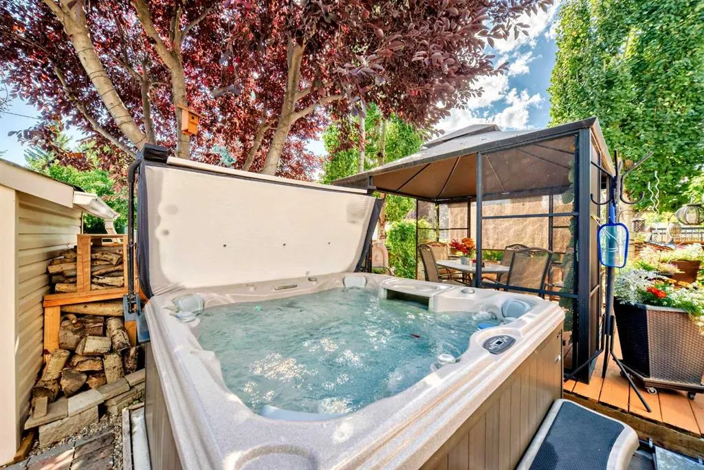 15 Chaparral Link SE