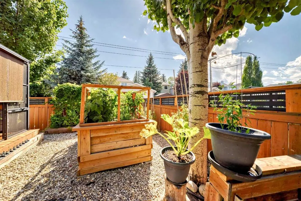 15 Chaparral Link SE