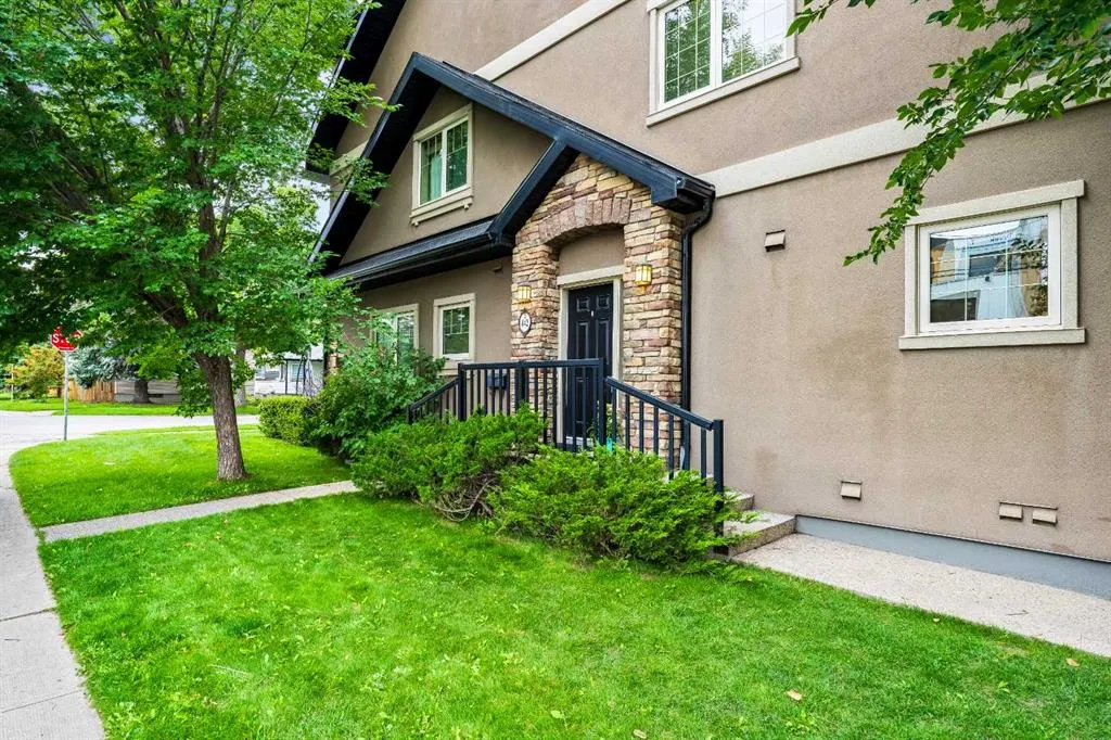 442 12 Avenue NE, #2