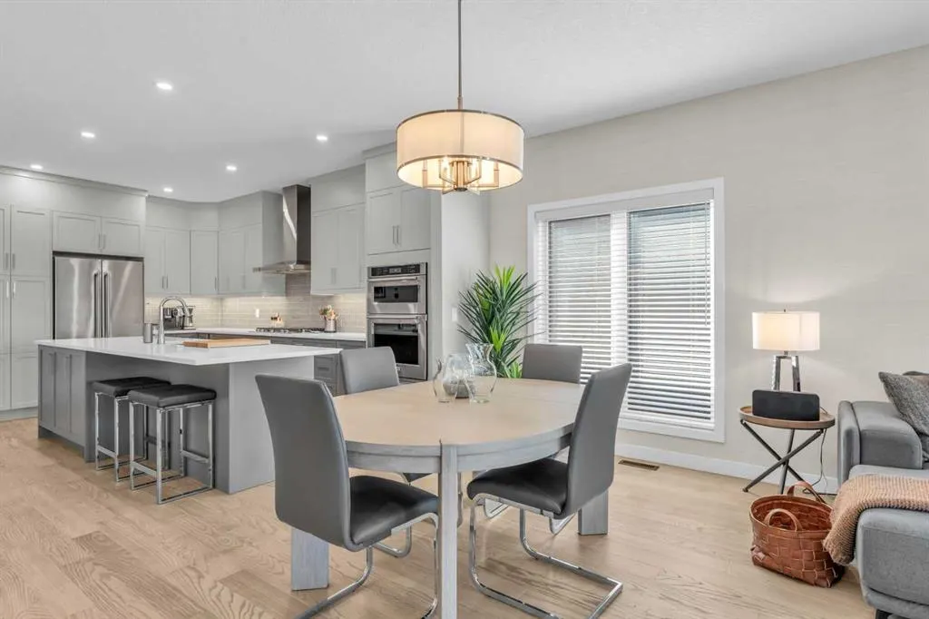 111 Marina Cove SE