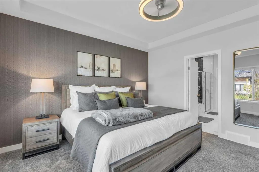 111 Marina Cove SE