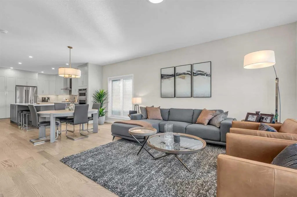 111 Marina Cove SE