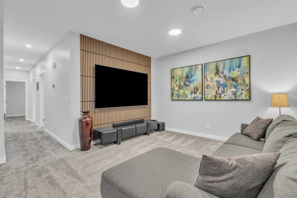 111 Marina Cove SE