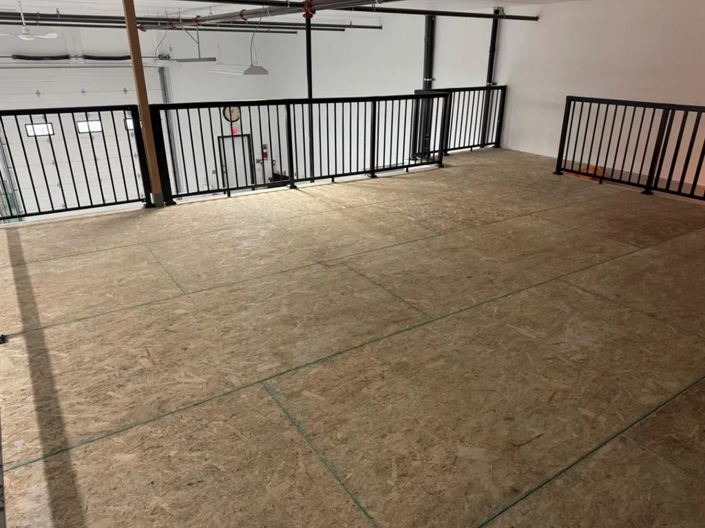 64146 393 LOOP E Avenue E, #6