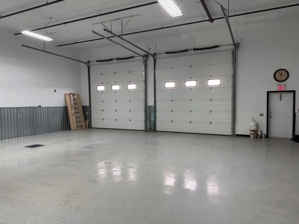 64146 393 LOOP E Avenue E, #6