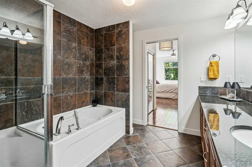 35 Aspenmont Heights SW, #243