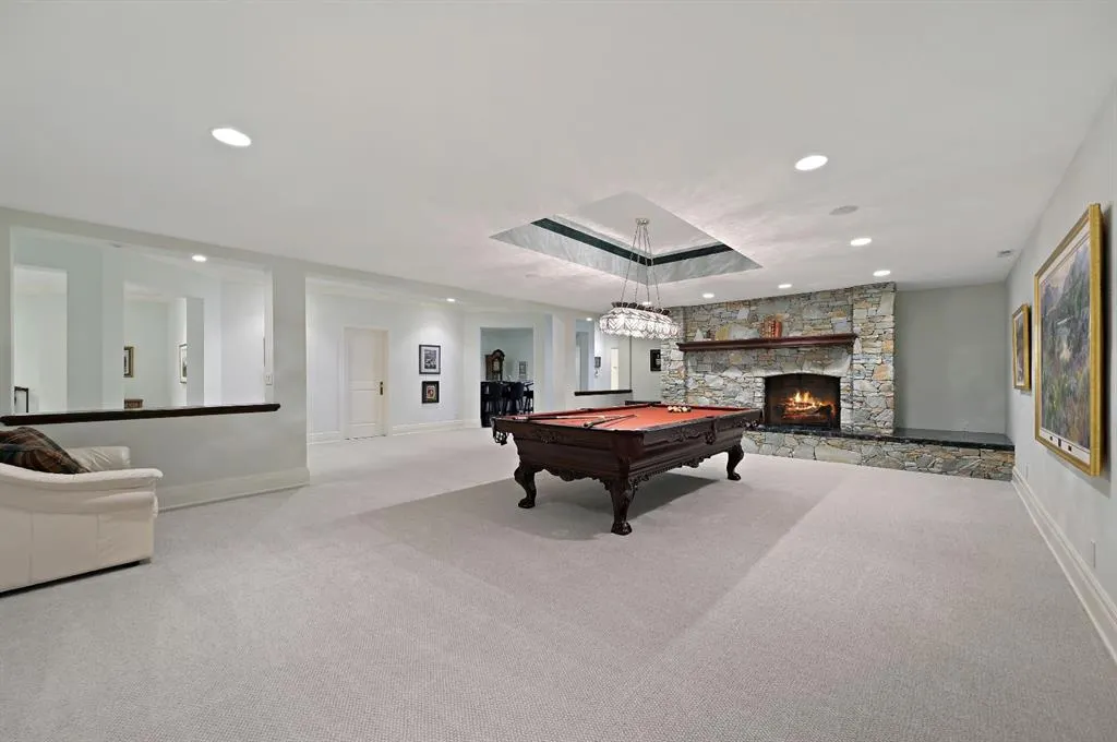 234009 48 Street W