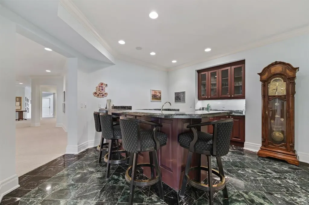234009 48 Street W