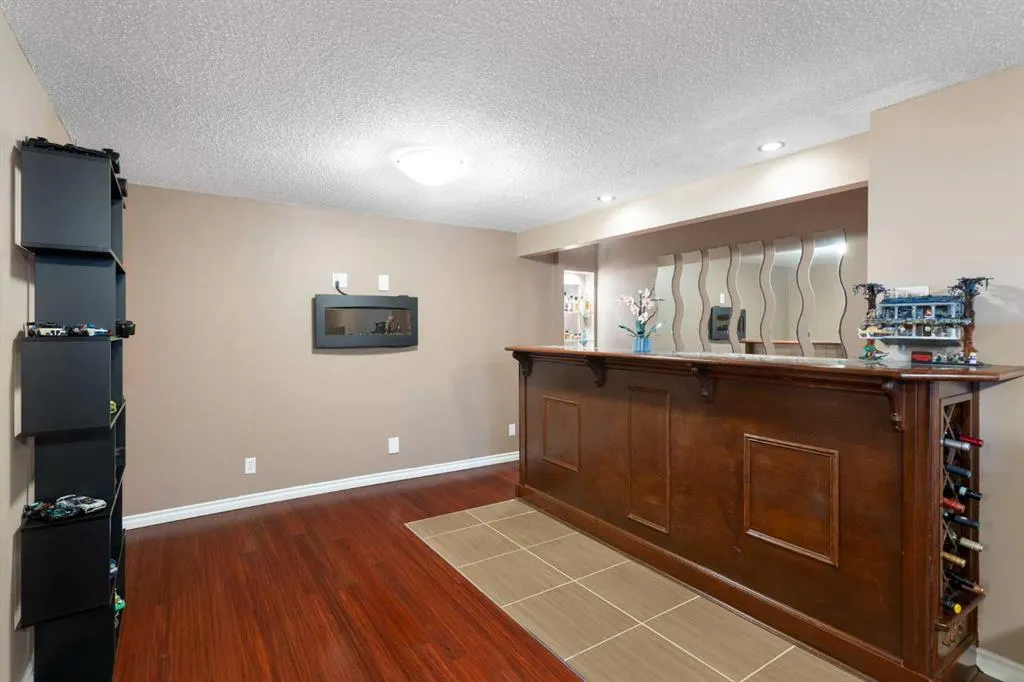 206 Silverado Range Place SW