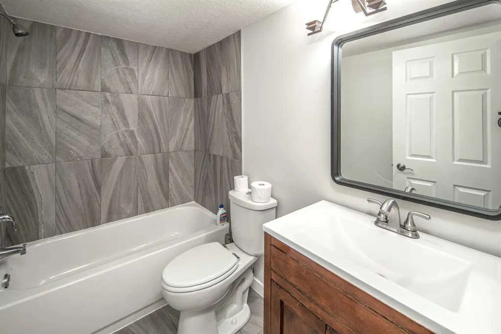 713 Mcdougall Road NE, #2