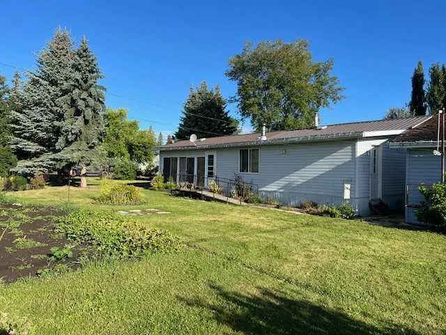 107/109 2 Street