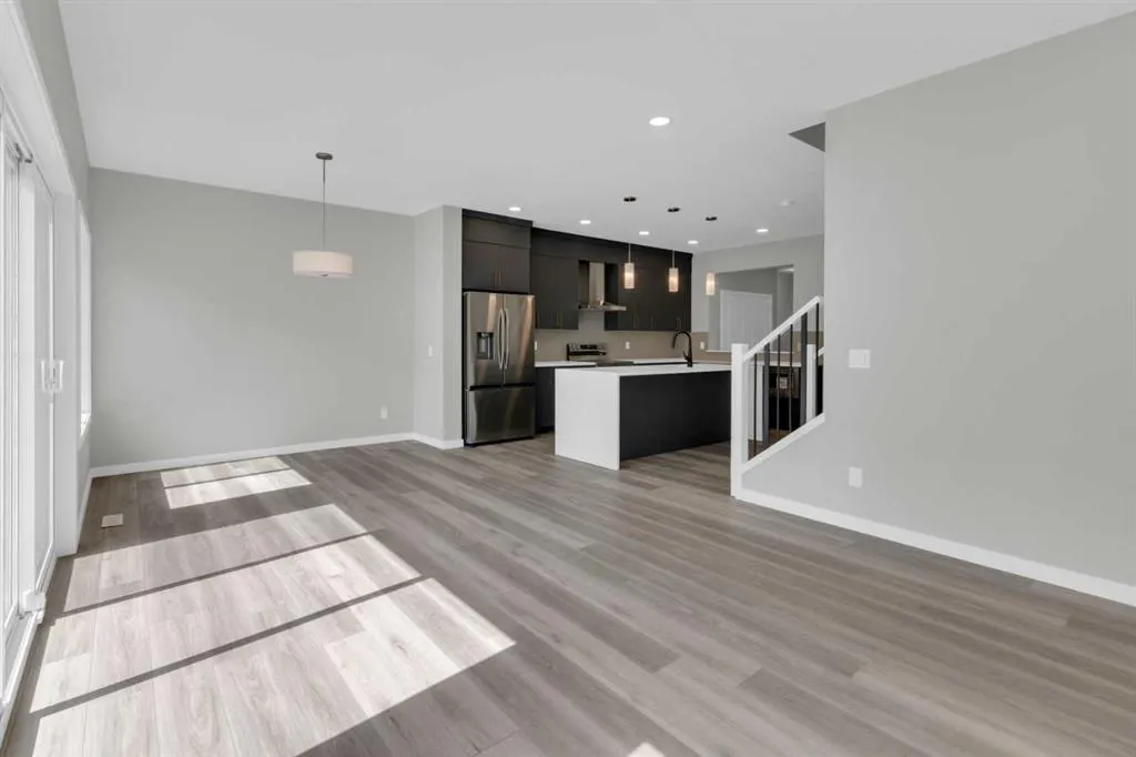 209 Calhoun Crescent NE