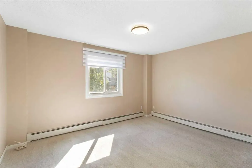 635 57 Avenue SW, #201