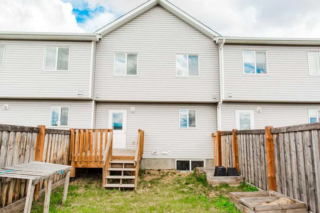 9523 112 Avenue, #B