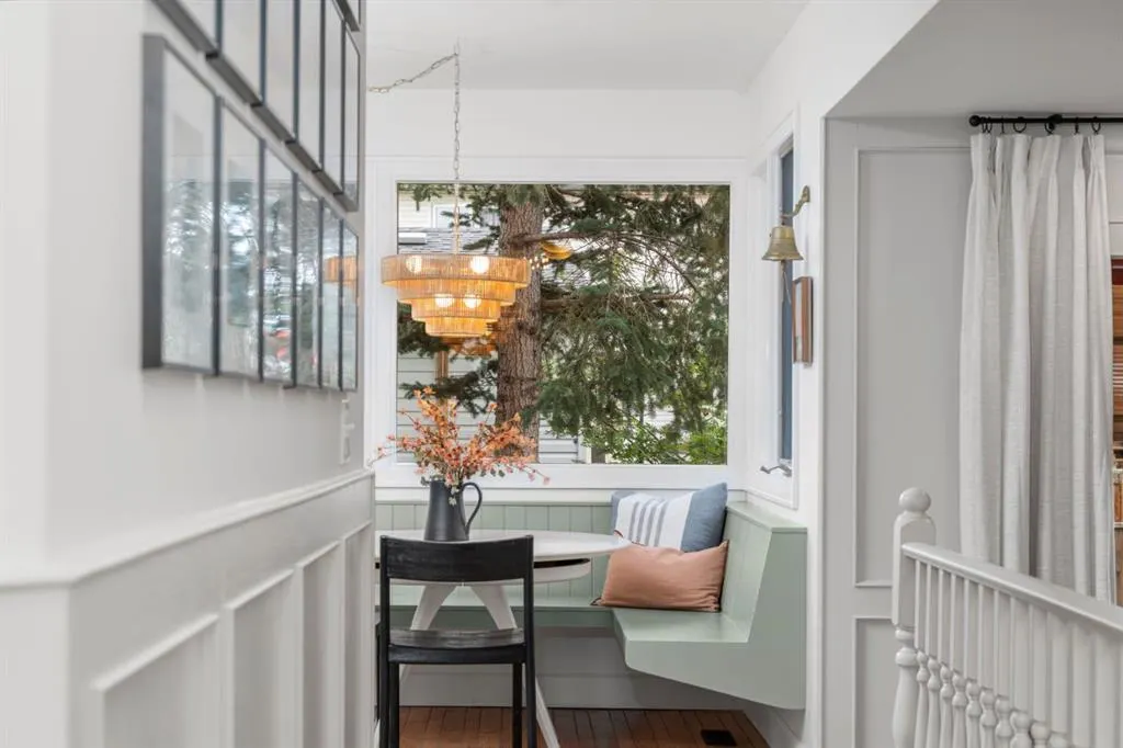 211 Hunters Place
