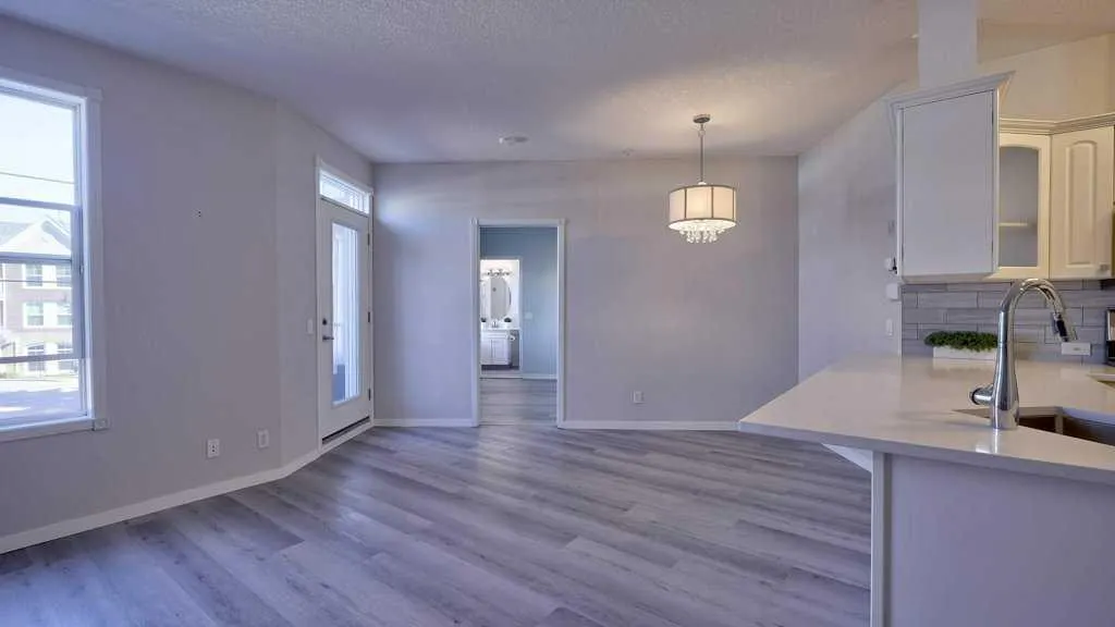 3000 Marda Link SW, #250
