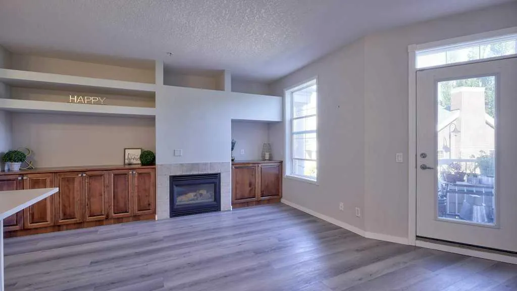 3000 Marda Link SW, #250