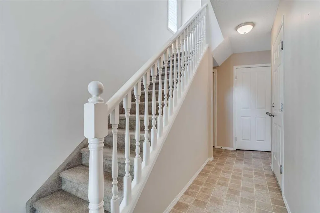 47 Country Village Circle NE