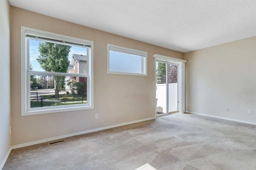 47 Country Village Circle NE
