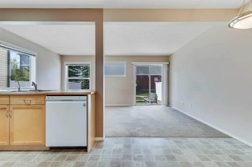 47 Country Village Circle NE