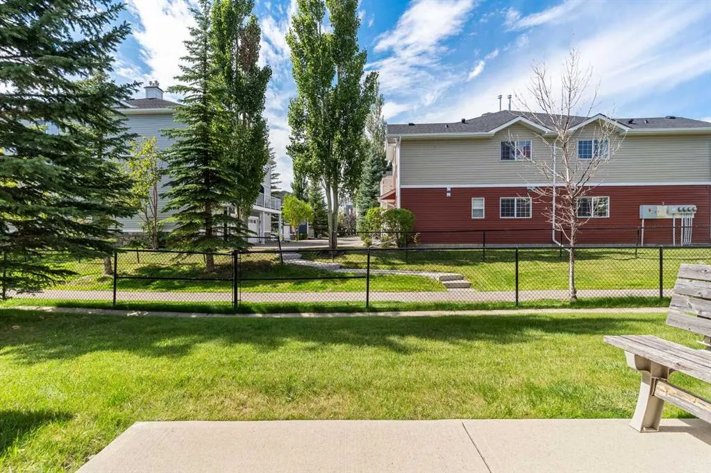 47 Country Village Circle NE