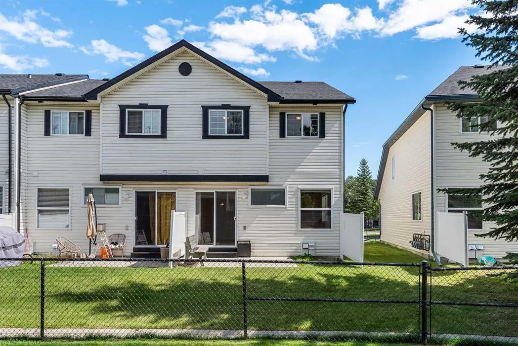 47 Country Village Circle NE
