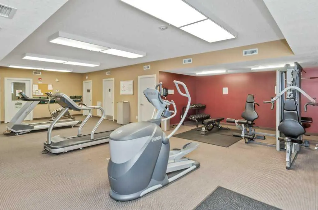 60 Royal Oak Plaza NW, #127