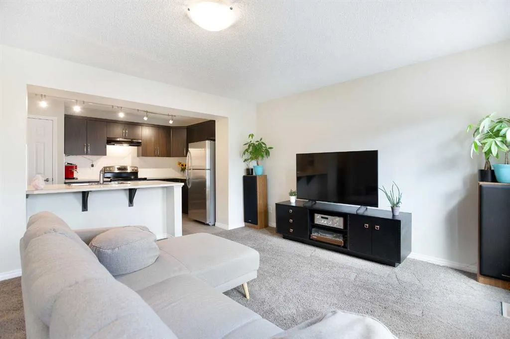 176 Windstone Link SW