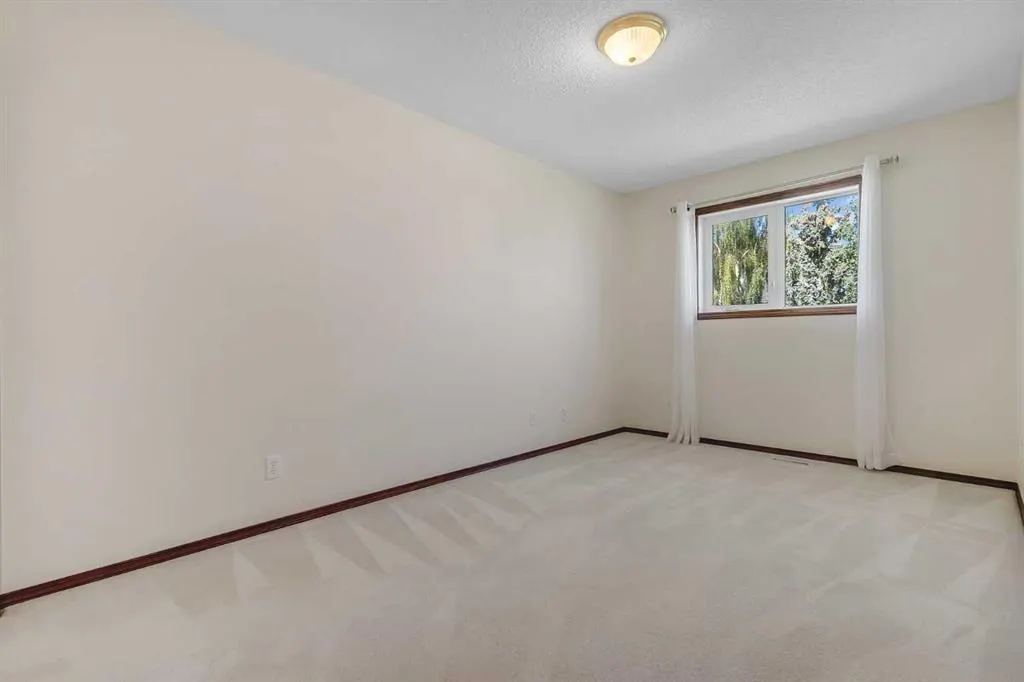 62 Arbour Wood Crescent NW