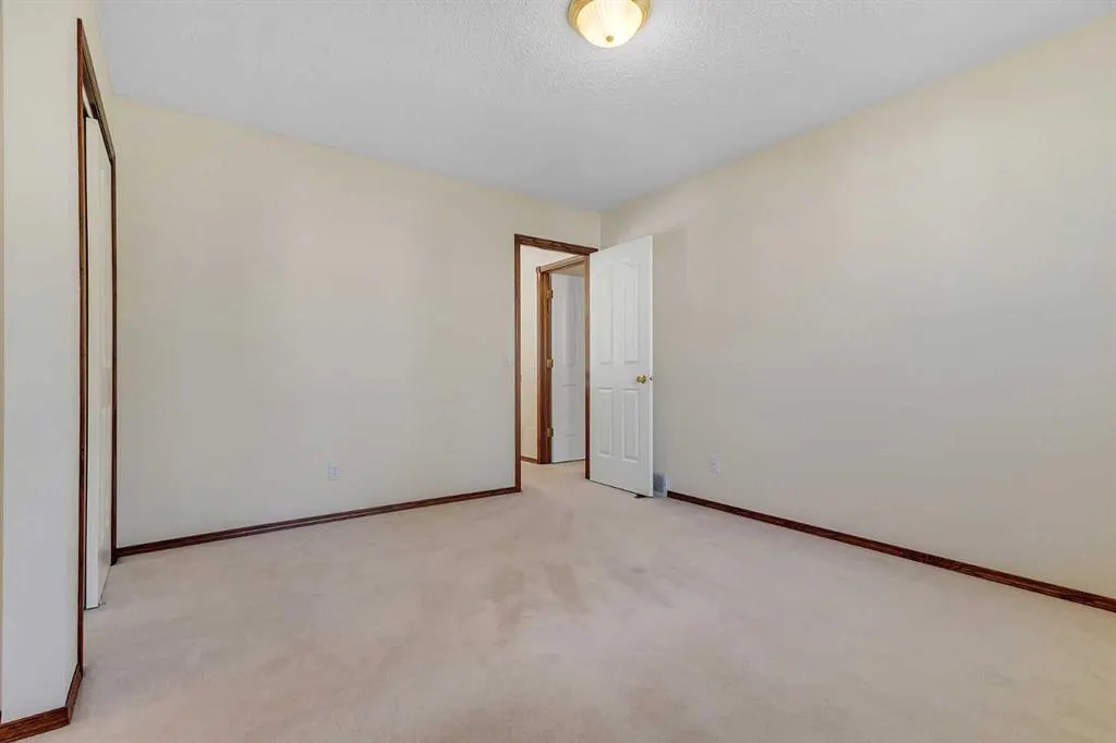 62 Arbour Wood Crescent NW
