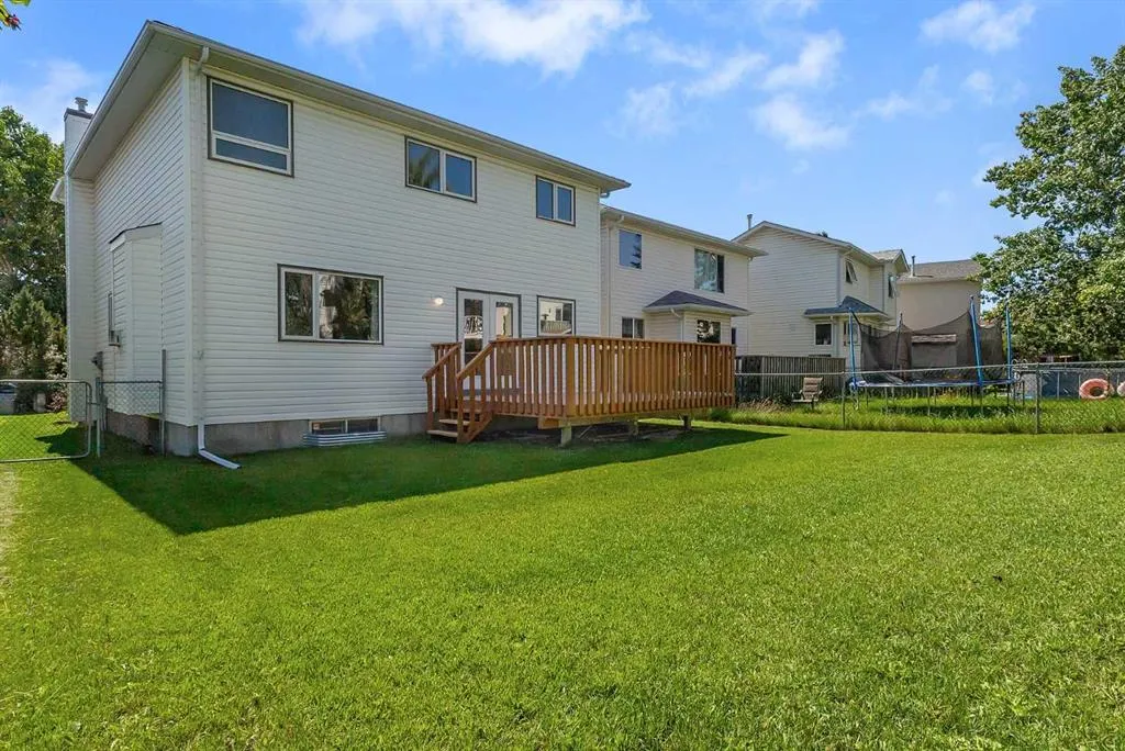 62 Arbour Wood Crescent NW