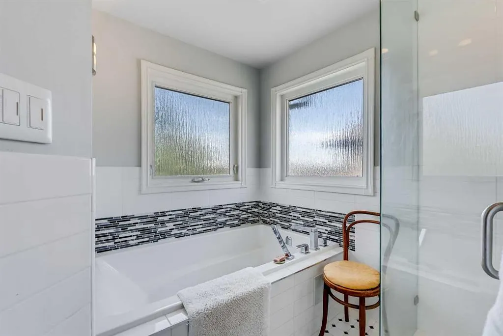 105 Martha’s Haven Green NE