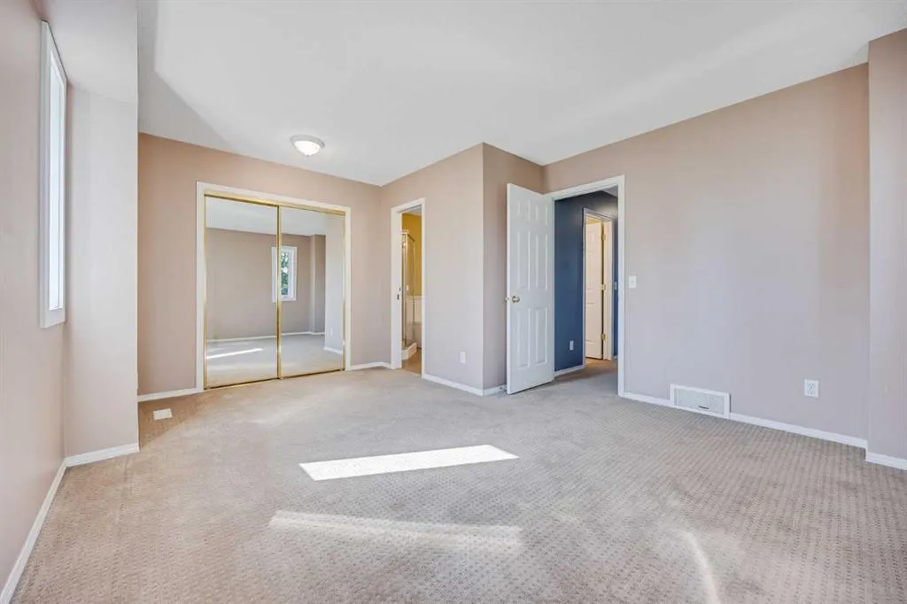 225 Killarney Glen Court SW