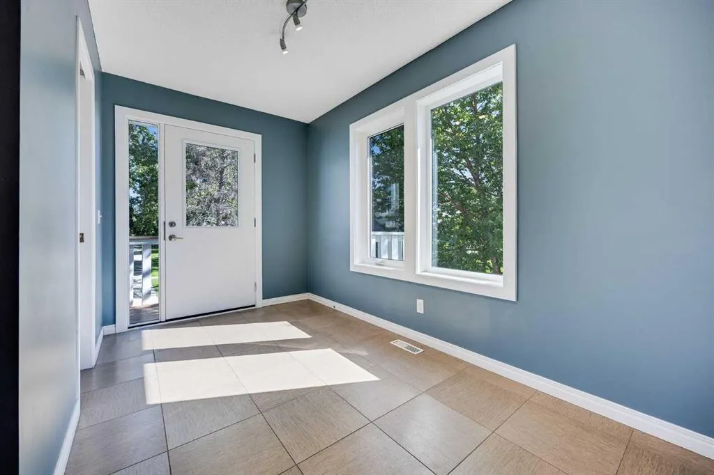 225 Killarney Glen Court SW