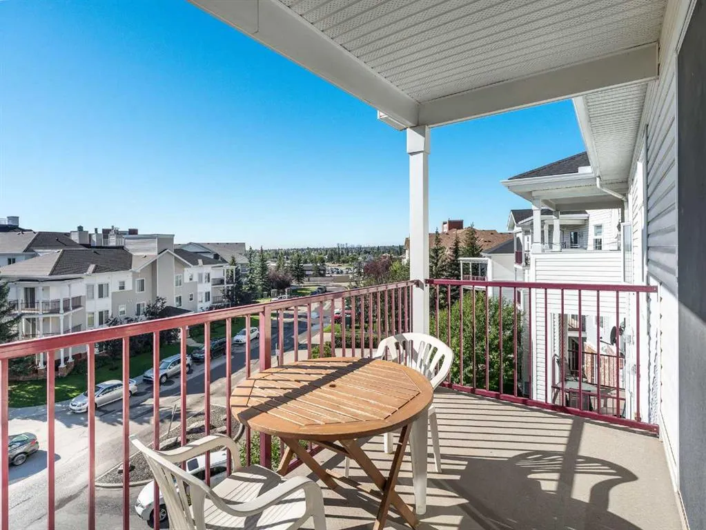 8 County Village Bay, #410