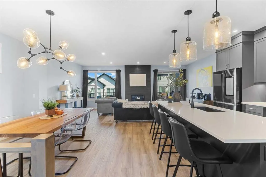 20 Rowley Rise NW