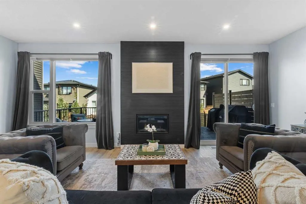 20 Rowley Rise NW