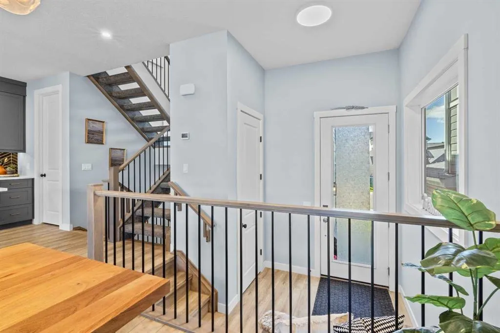 20 Rowley Rise NW